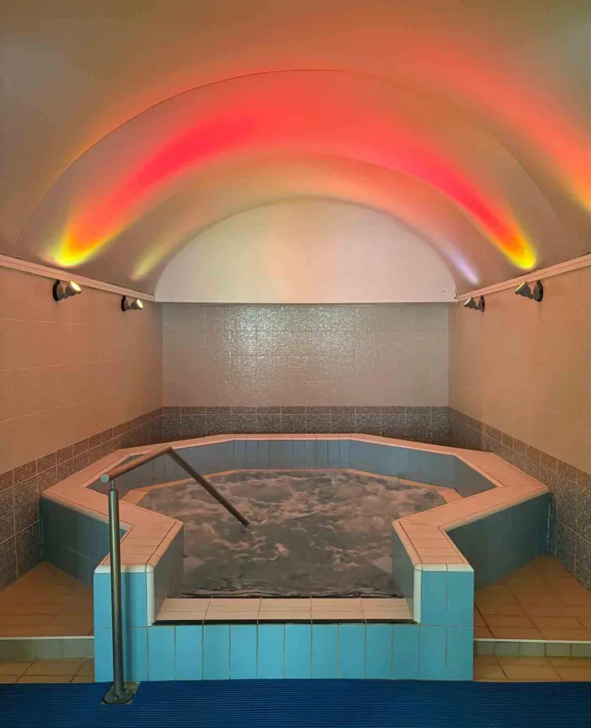 jacuzzi
